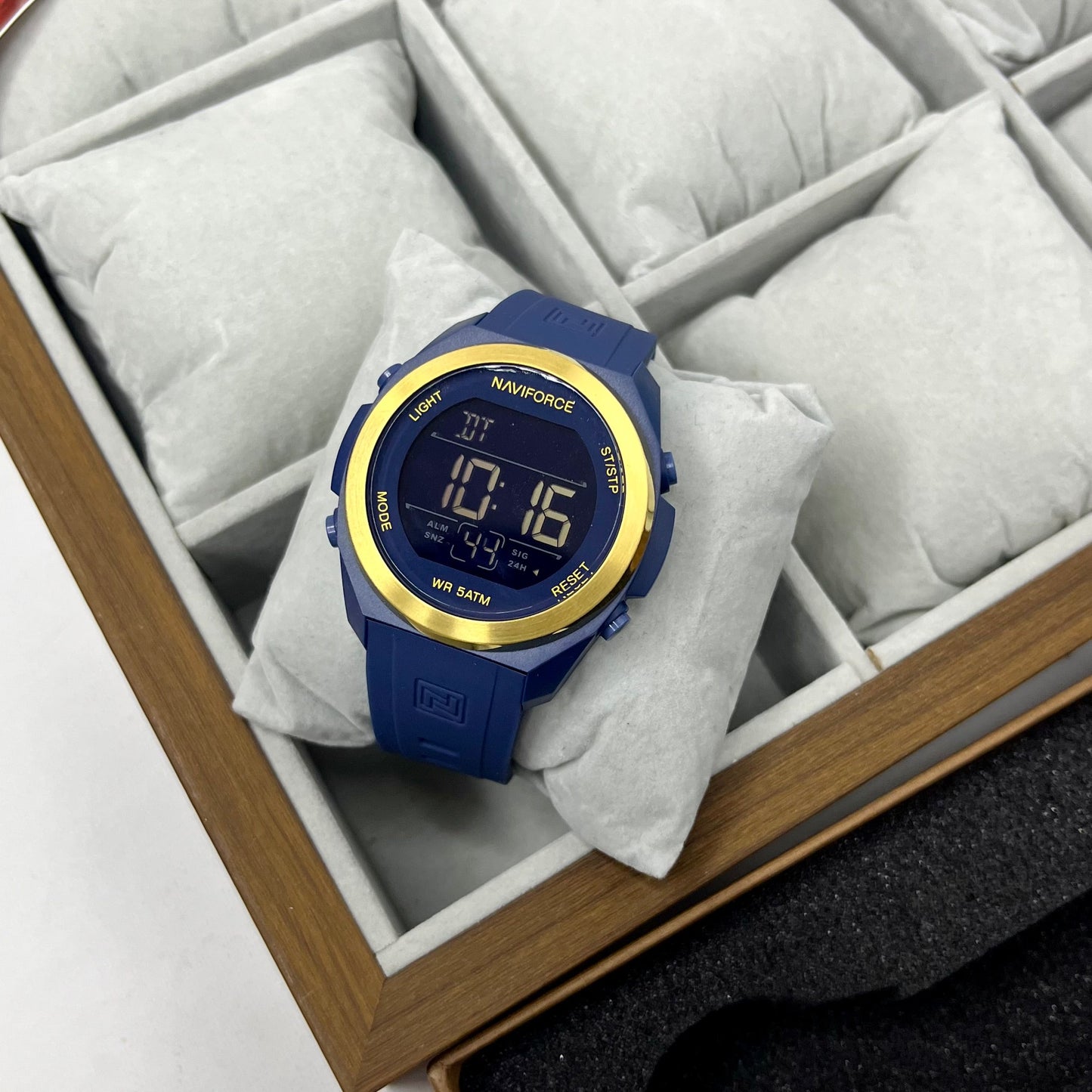 NAVIFORCE ORIGINAL PARA HOMBRE REF NF7111-A