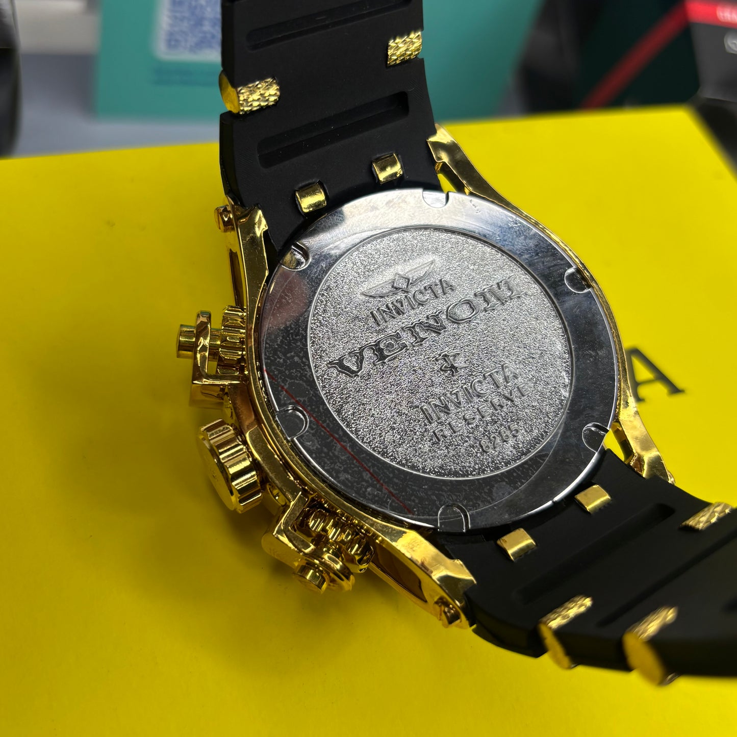 INVICTA VENOM FUNCIONAL PARA HOMBRE REF-CNB