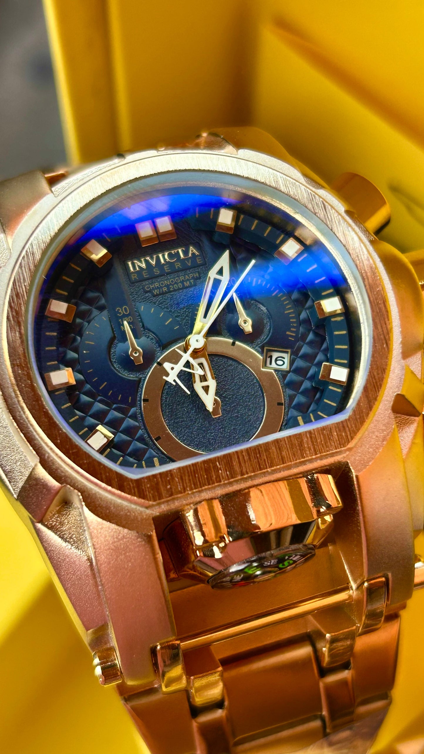 INVICTA BOLT ACERO PARA DAMA FONDO AZUL REF-DA