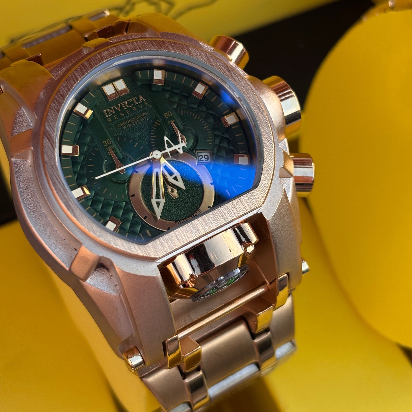 INVICTA BOLT ACERO PARA DAMA FONDO VERDE REF-DV