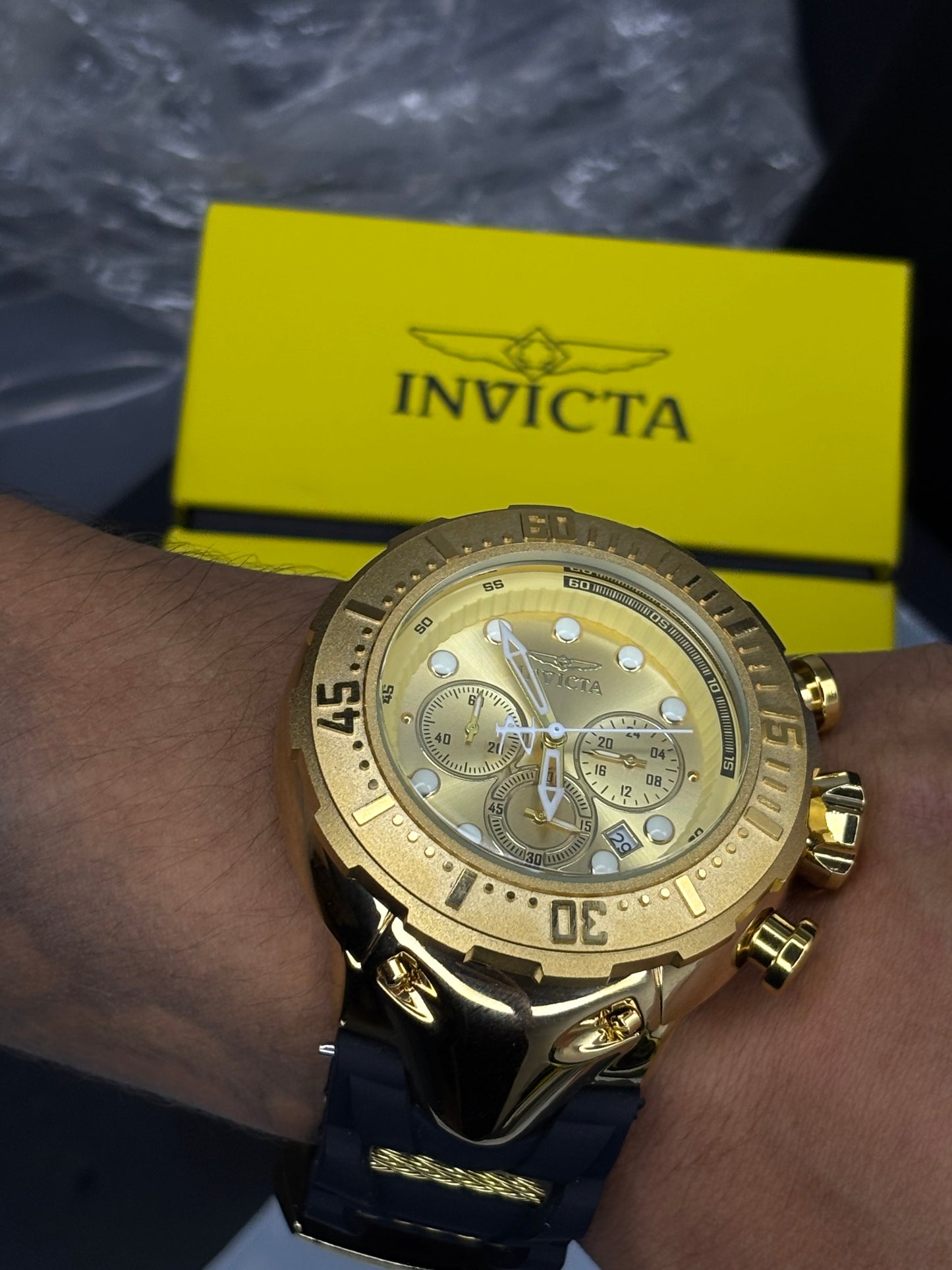 INVICTA THUNDER BOLT FUNCIONAL PARA HOMBRE REF-ND