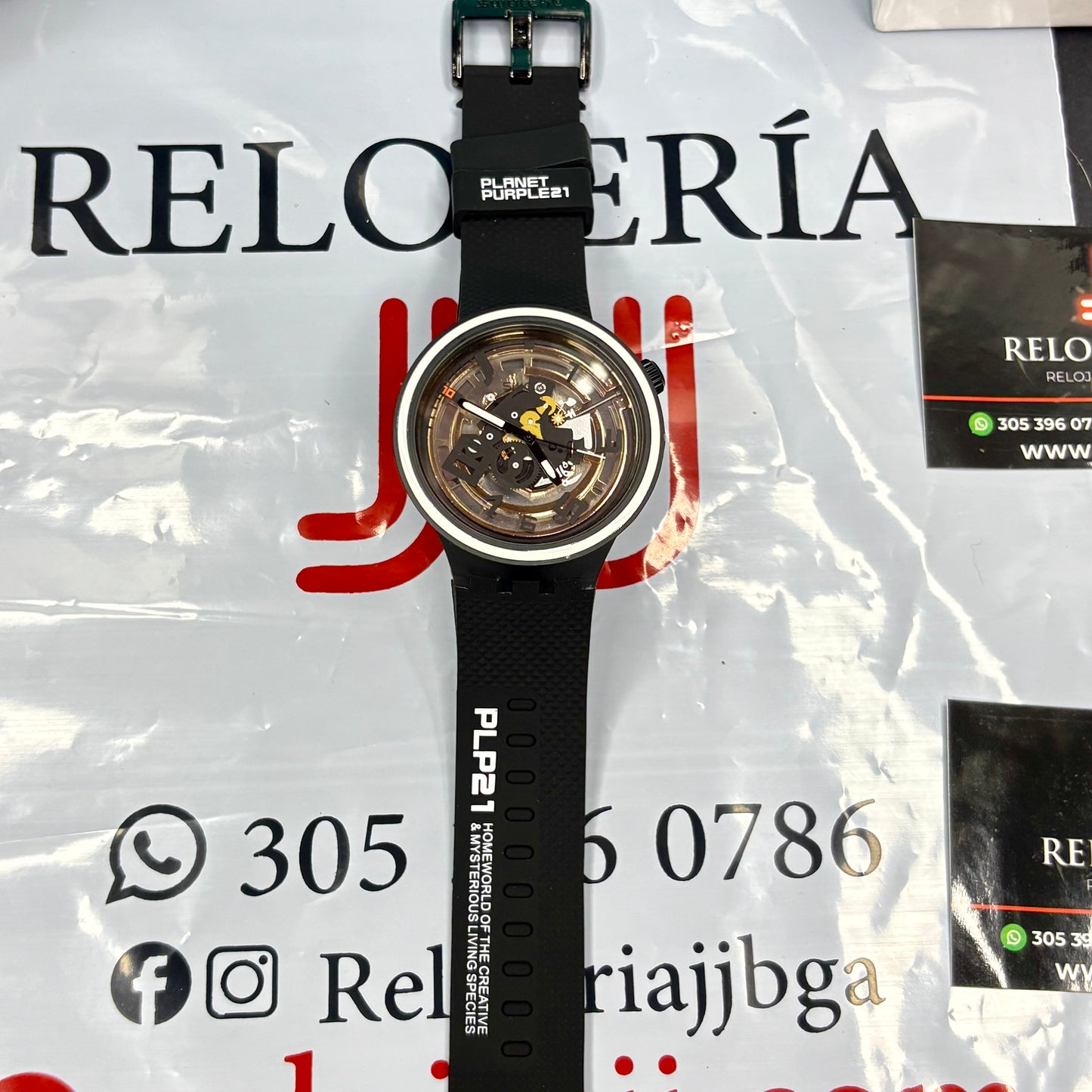 SWATCH PLANET PURPLE PARA HOMBRE REF-NB