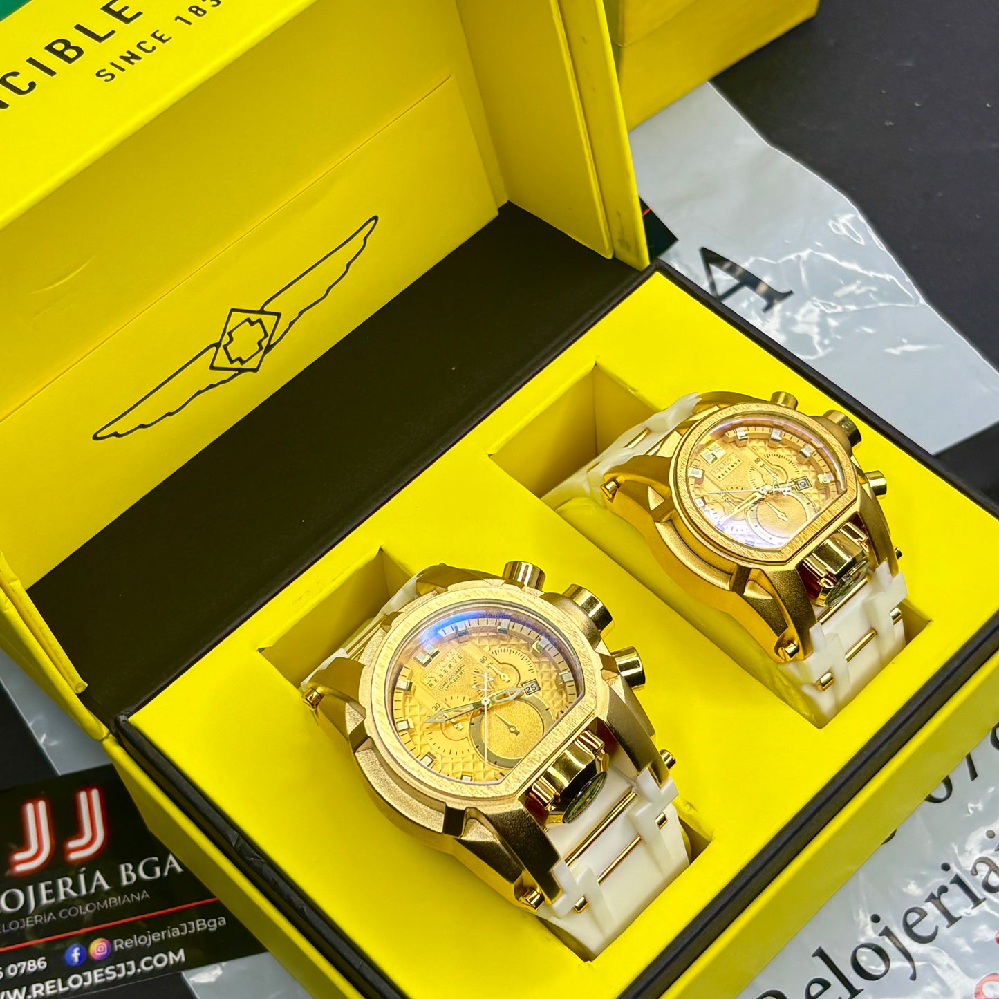 PAREJA INVICTA BOLT ZEUS GOMA HOMBRE Y DAMA REF-BD