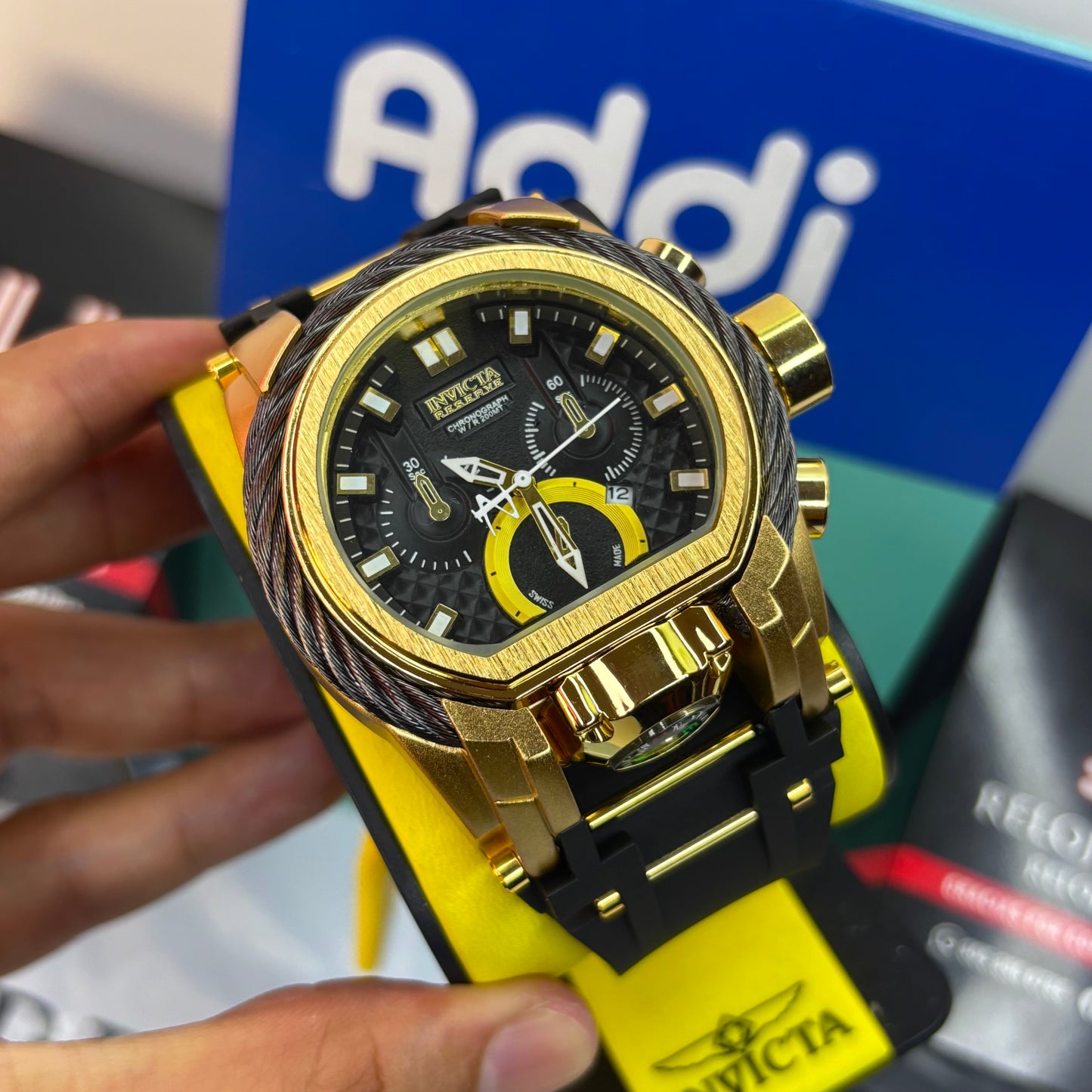INVICTA BOLT ZEUS GOMA PARA HOMBRE REF-NDN