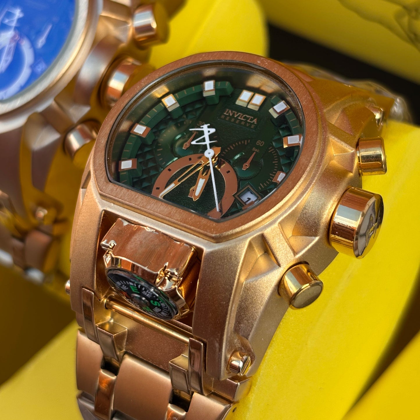 INVICTA BOLT ACERO PARA DAMA FONDO VERDE REF-DV