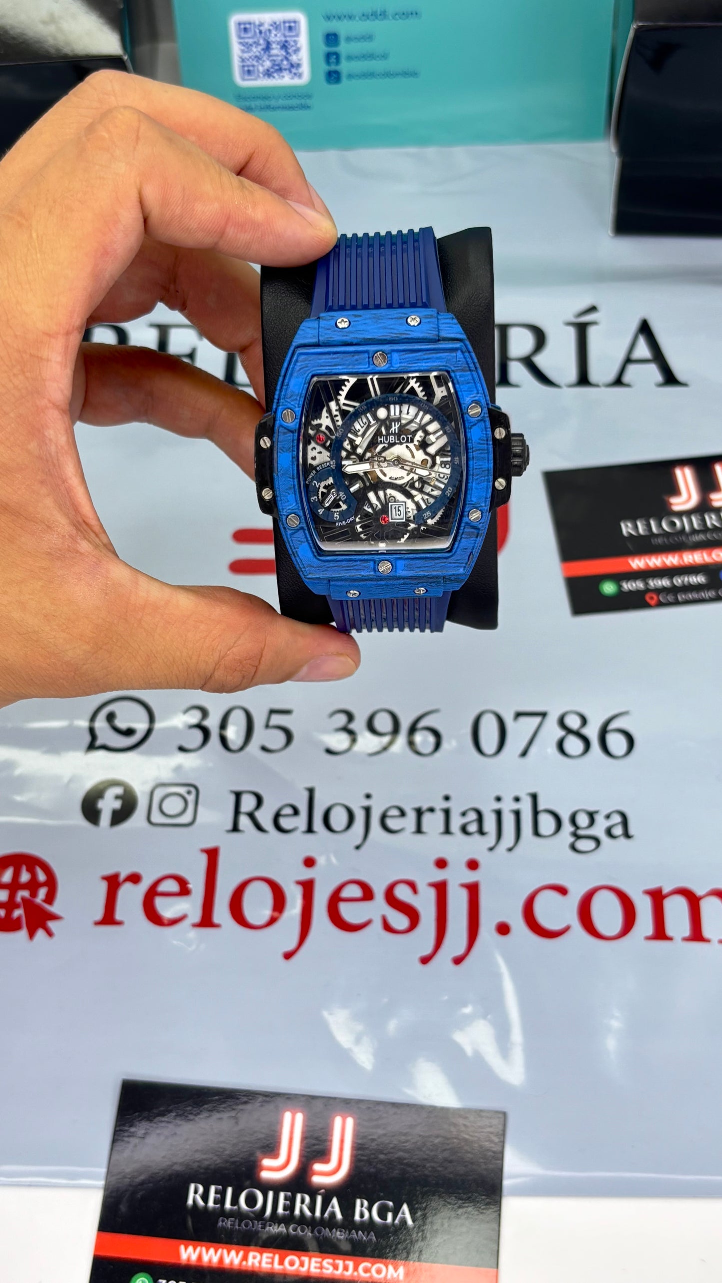 HUBLOT ESQUELETO PARA HOMBRE REF-AZDB