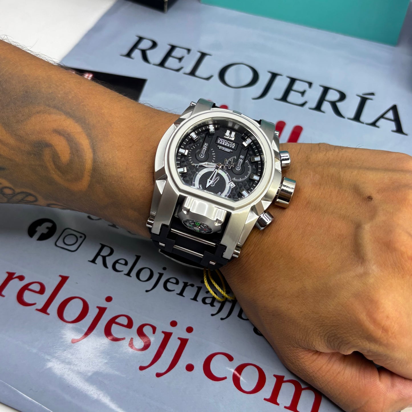 INVICTA BOLT ZEUS GOMA PARA HOMBRE REF-NPN