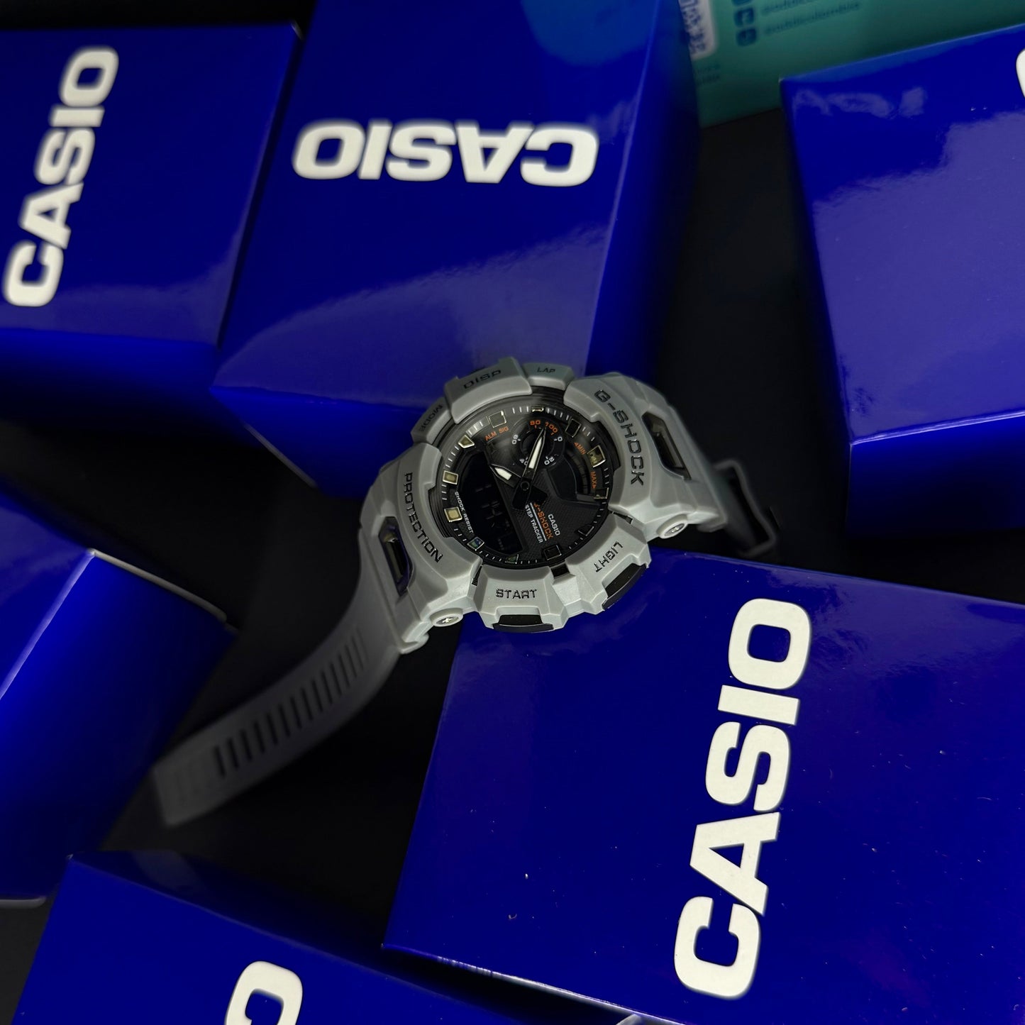 CASIO PARA HOMBRE G-SHOCK REF-GA900-G