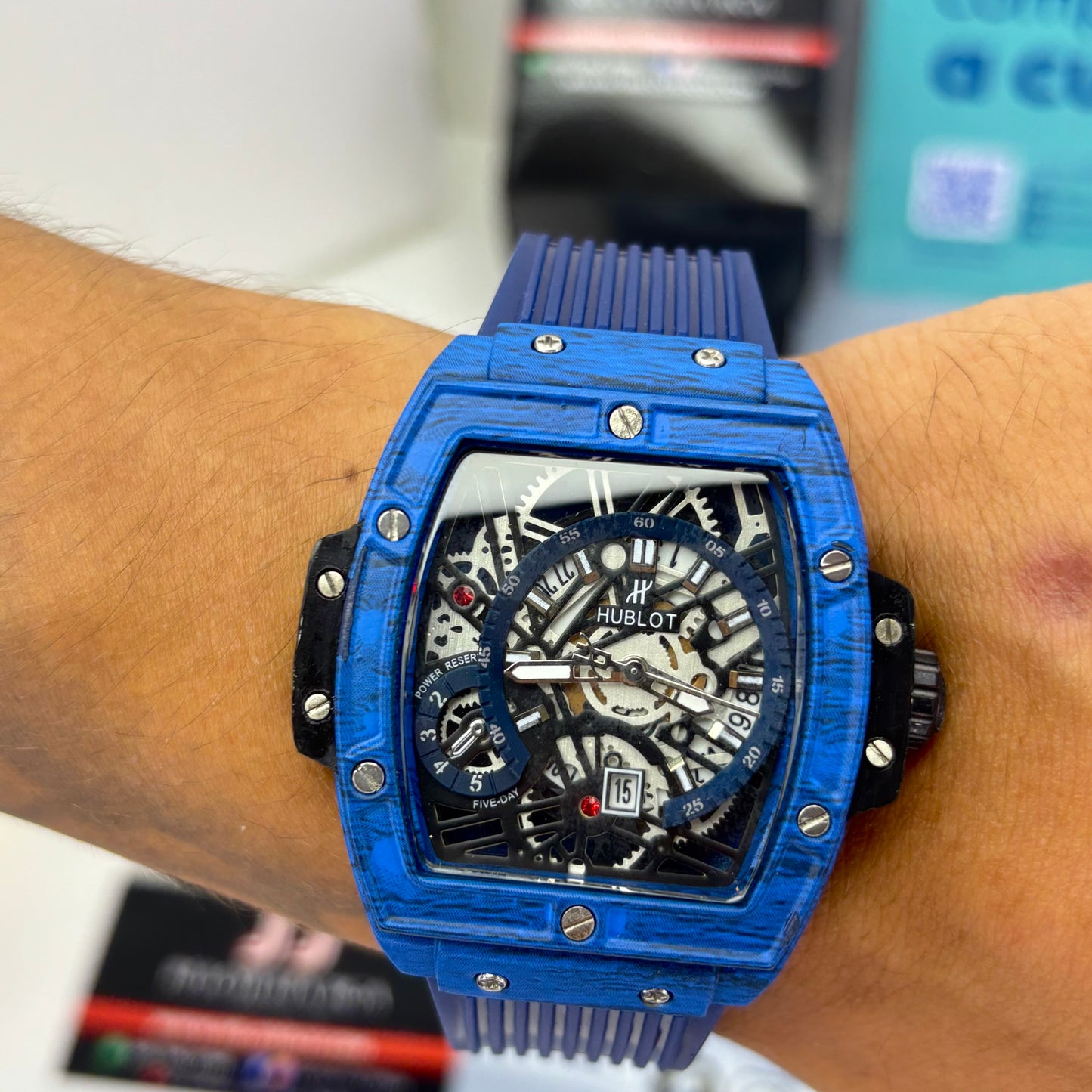 HUBLOT ESQUELETO PARA HOMBRE REF-AZDB