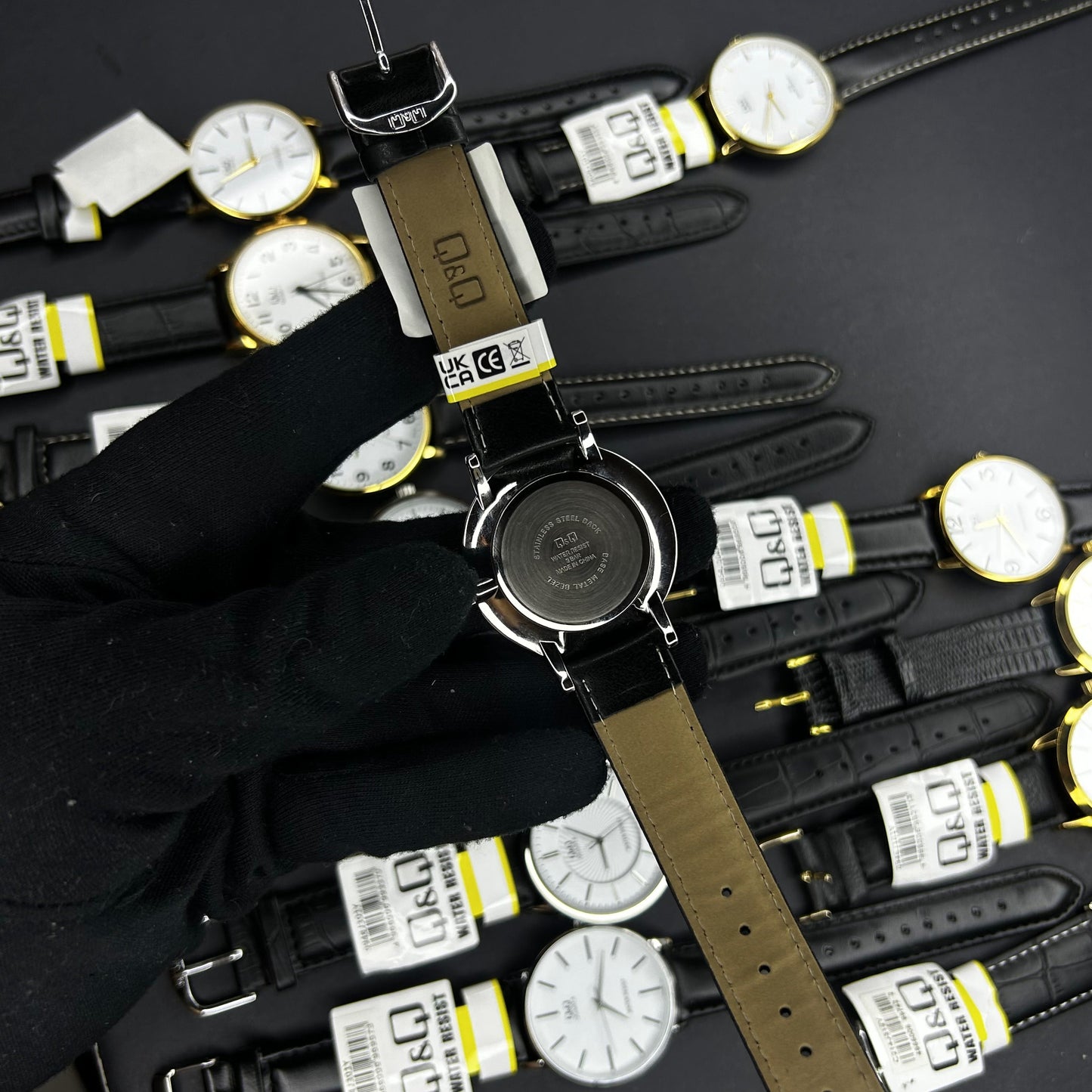 QyQ ORIGINAL PARA HOMBRE REF-Q05B-502PY