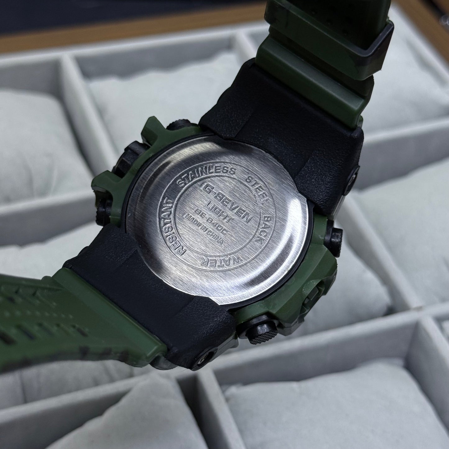 G-SEVEN X G-SHOCK PARA HOMBRE REF-640C VN