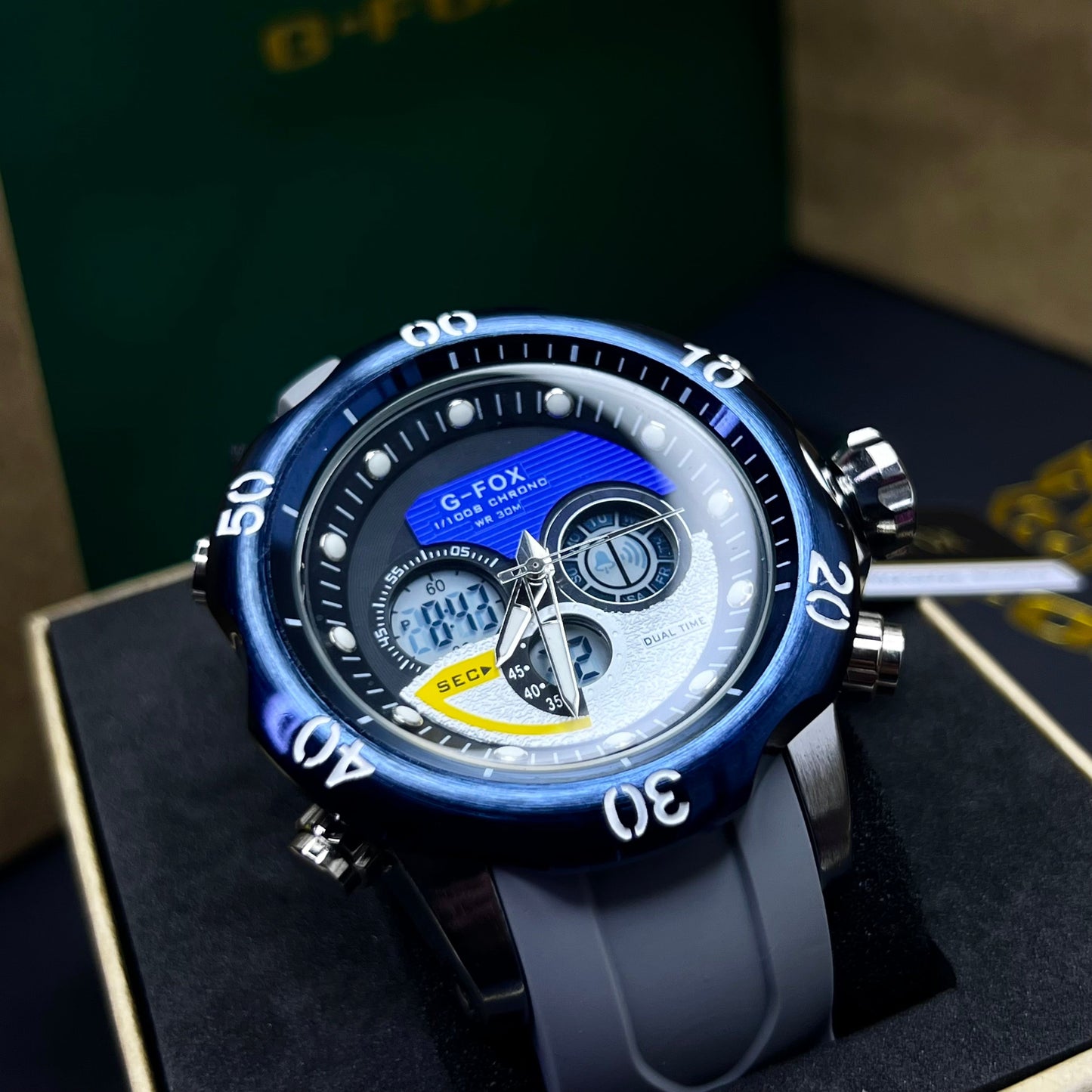 G FOX ORIGINAL DOBLE HORA POR INVICTA SUMERGIBLE PARA HOMBRE REF-1976G2-G