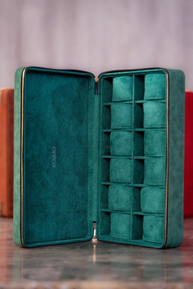 Relojera de 12 Puestos – Exterior Elegante e Interior de Lujo