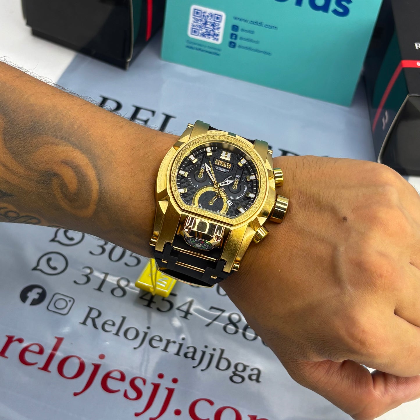 INVICTA BOLT ZEUS GOMA PARA HOMBRE REF-NN