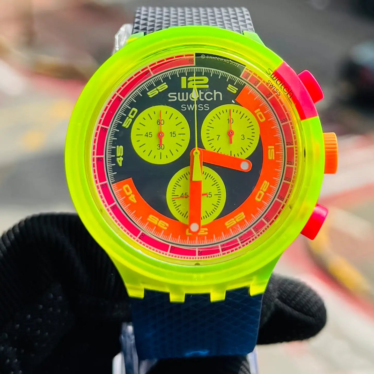 SWATCH ORIGINAL NEON ALTA GAMA UNISEX REF SB06J100