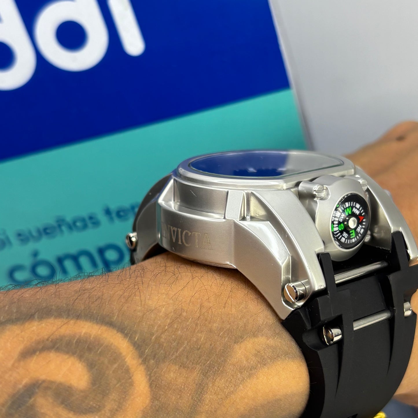 INVICTA BOLT ZEUS   GOMA PARA HOMBRE REF-NPN