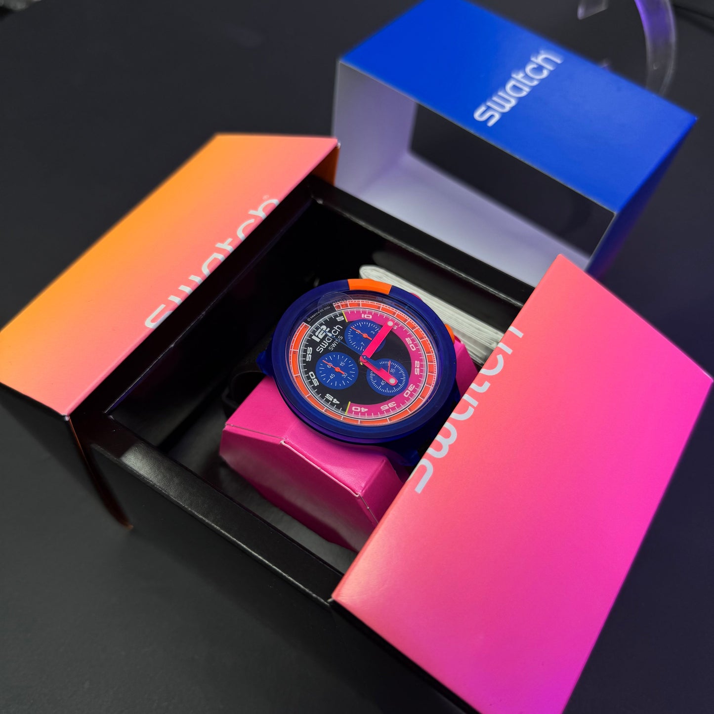 SWATCH ORIGINAL LUXURY BIG BOLD NEON PARA HOMBRE REF SB06N102