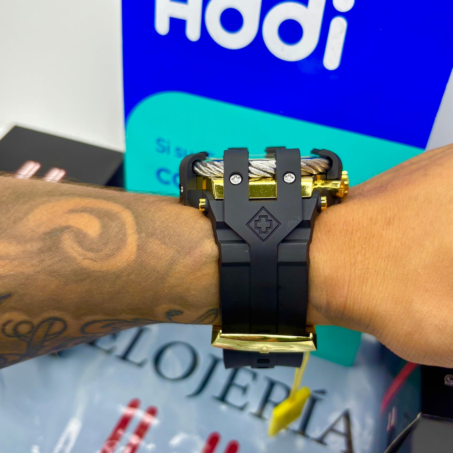 INVICTA BOLT SPORT    PARA HOMBRE REF-40262 NPN