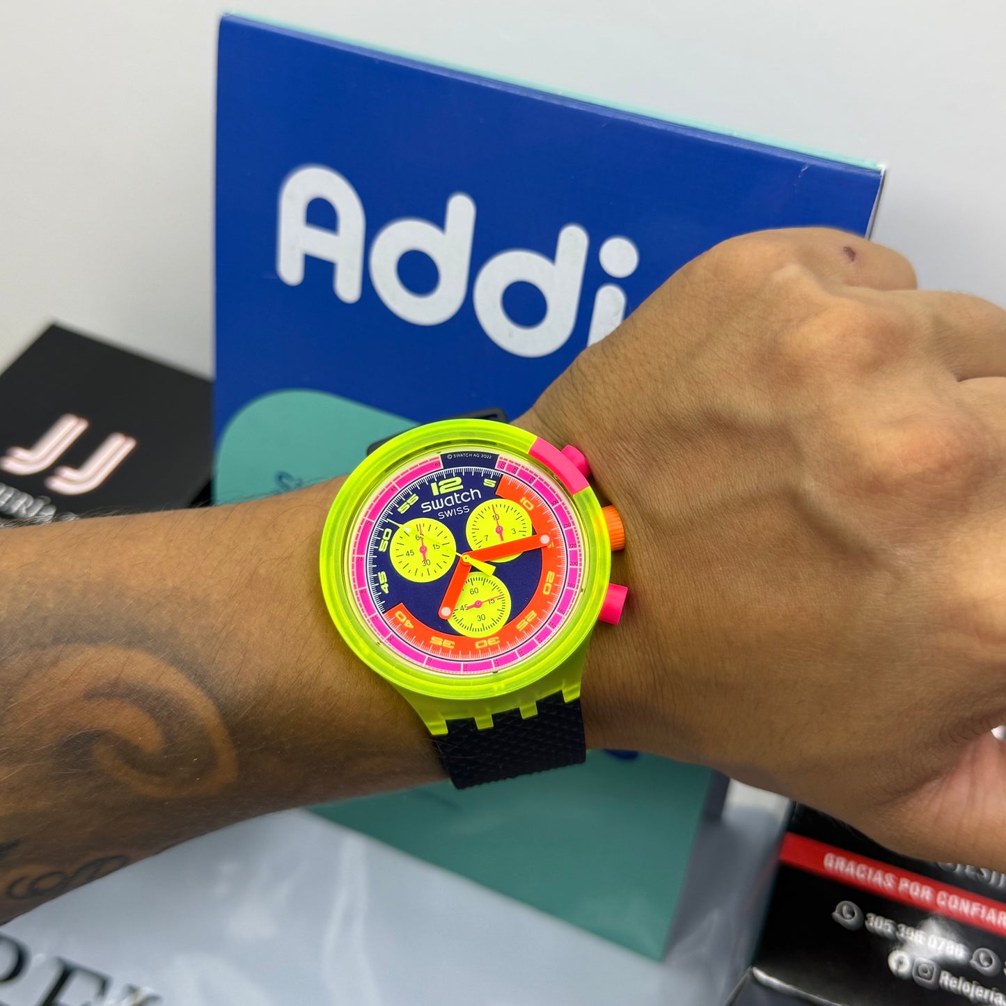 SWATCH ORIGINAL NEON ALTA GAMA UNISEX REF SB06J100