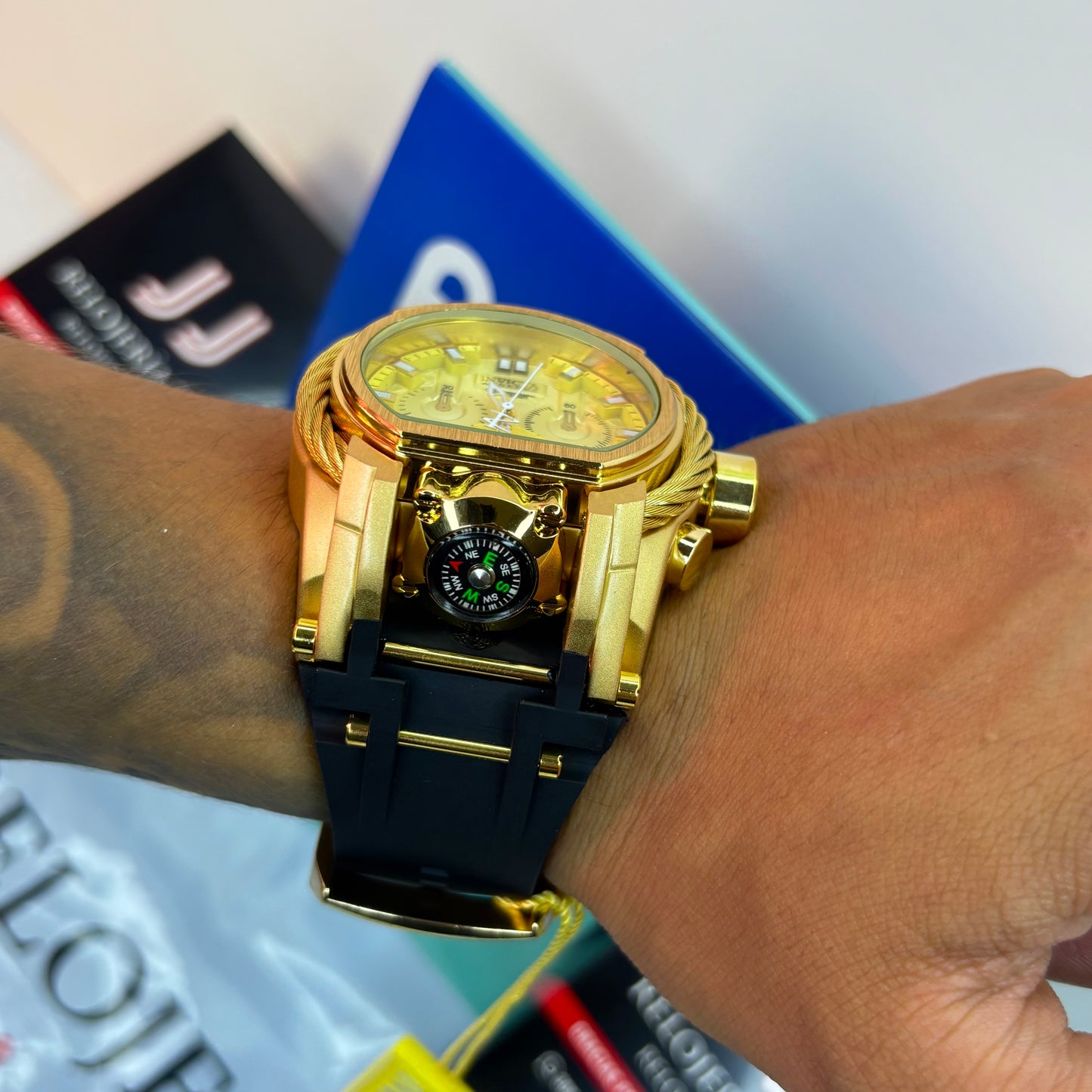 INVICTA BOLT ZEUS GOMA PARA HOMBRE REF-ND