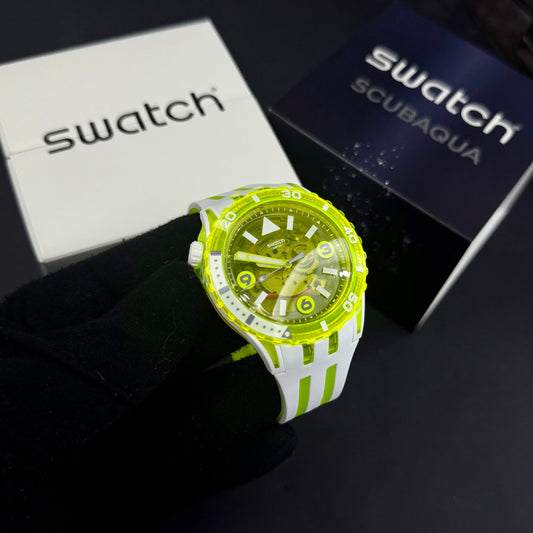 SWATCH ORIGINAL LUXURY  SCUBAQUA EGG YOLK PARA HOMBRE REF SSCU09J100