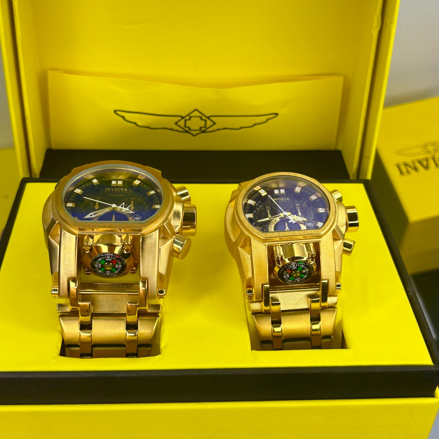 PAREJA  INVICTA BOLT ZEUS ACERO HOMBRE Y DAMAREF-DN