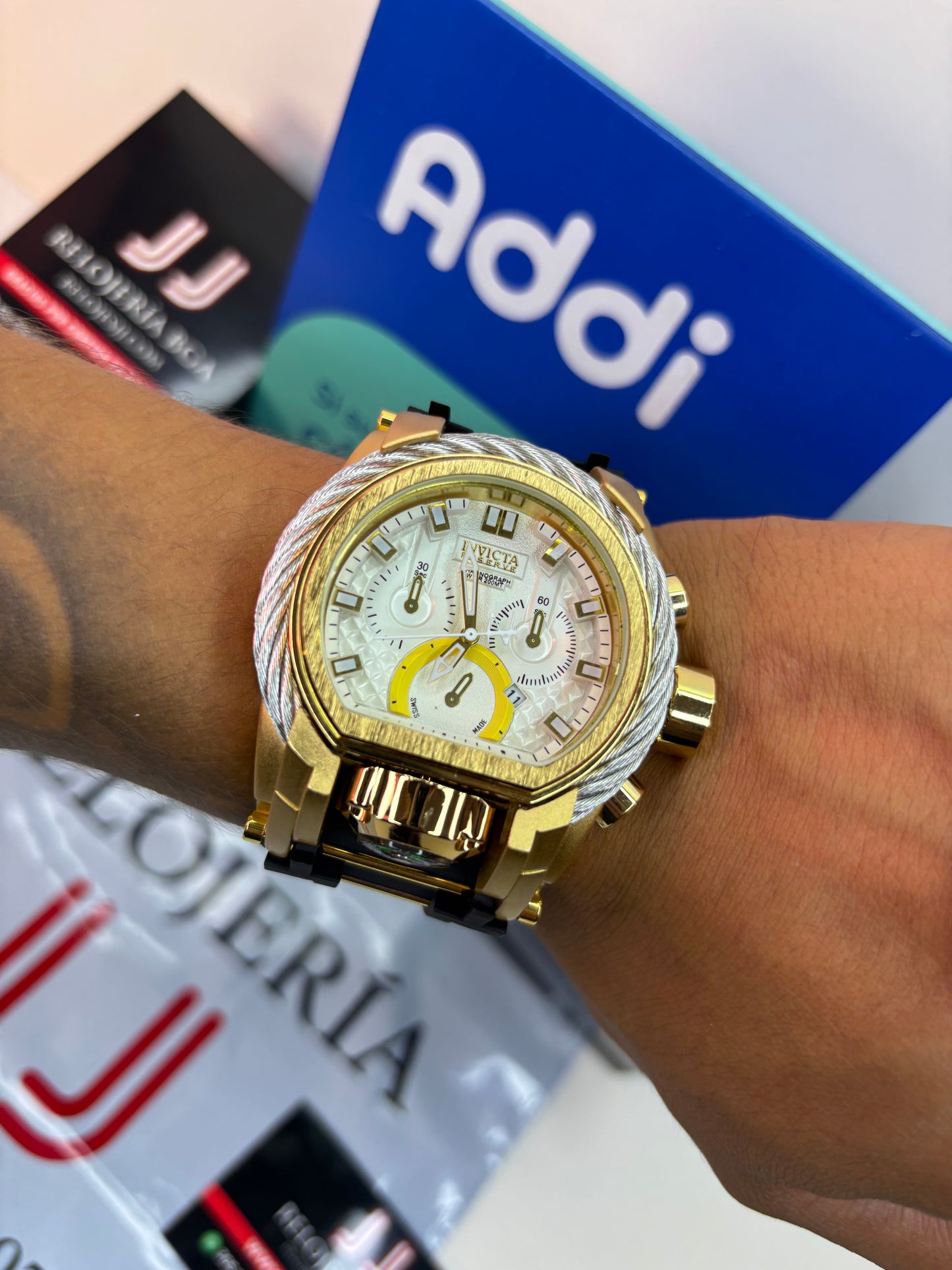 INVICTA BOLT ZEUS GOMA PARA HOMBRE REF-NDB