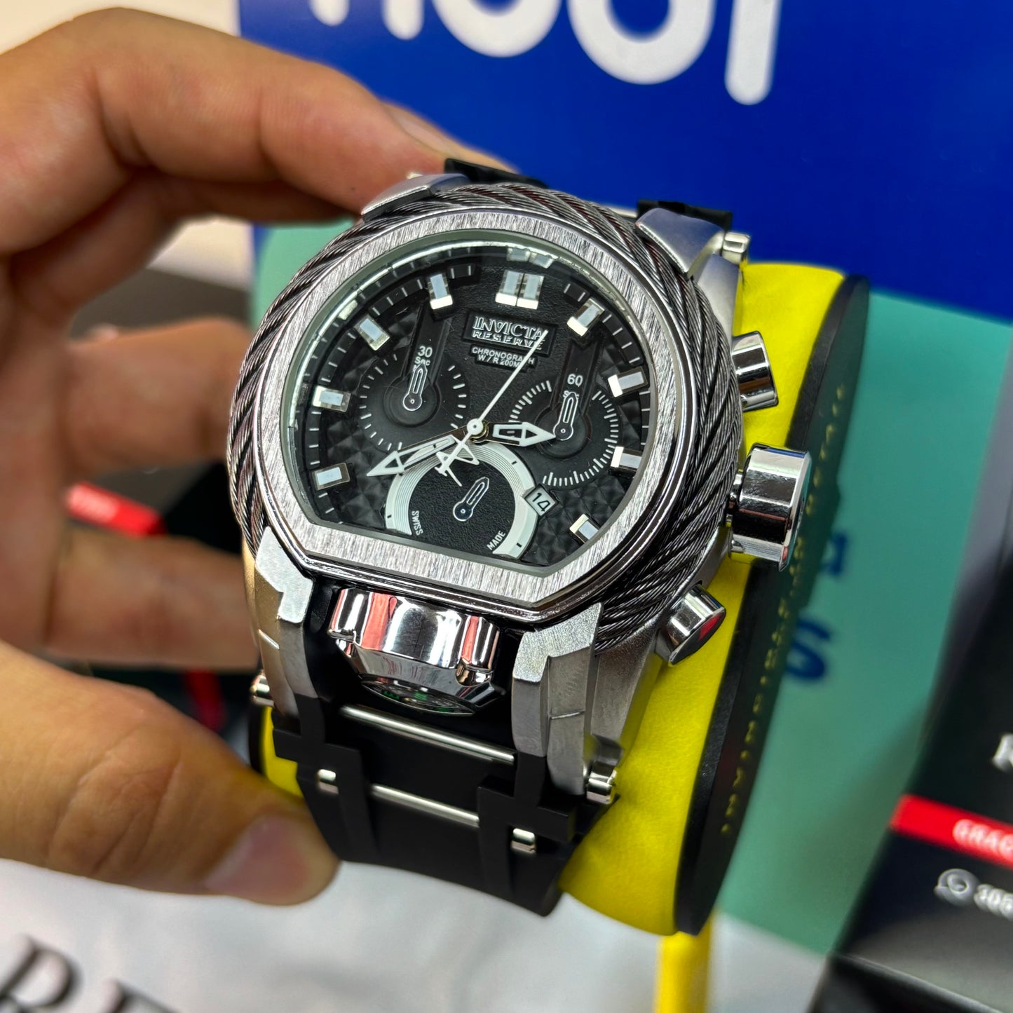 INVICTA BOLT ZEUS GOMA PARA HOMBRE REF-NP