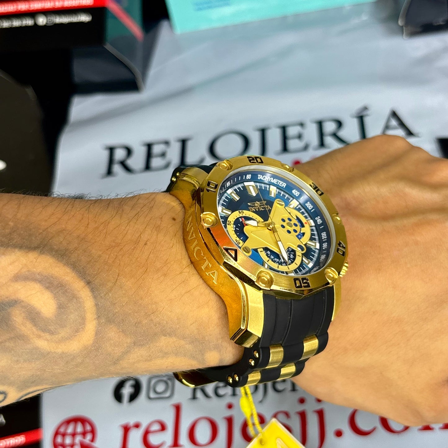 INVICTA PRO DIVER SCUBA ORIGINAL ALTA GAMA  PARA HOMBRE REF- REF-  23426