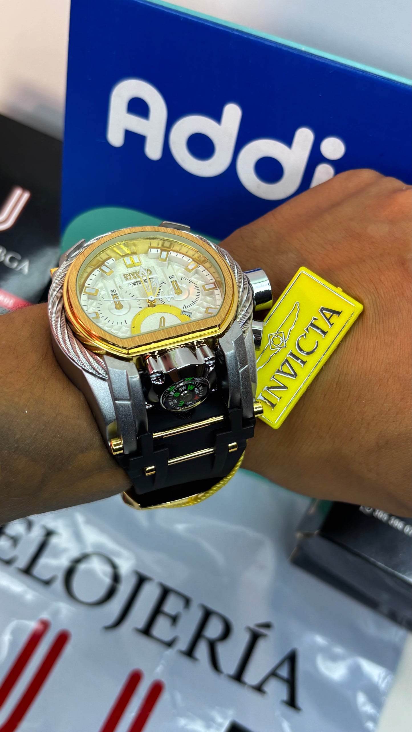 INVICTA BOLT ZEUS GOMA PARA HOMBRE REF-NPB