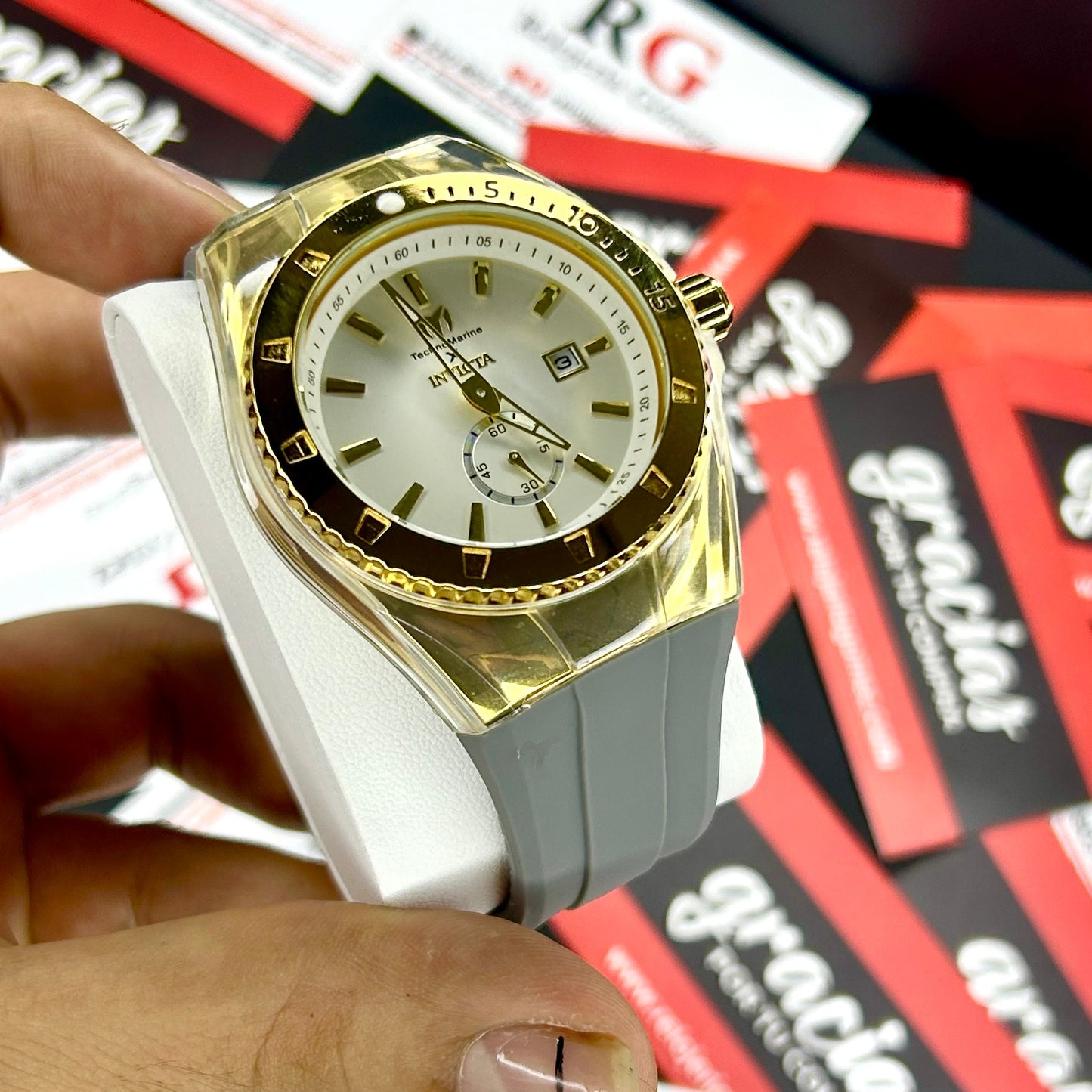 PAREJA INVICTA x TECHNOMARINE  REF-G