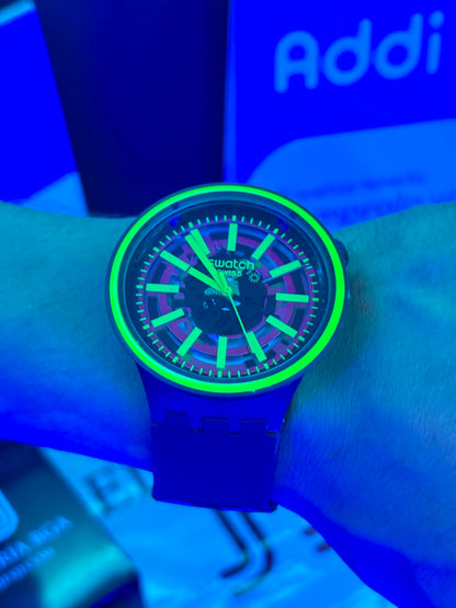 SWATCH SB0 NEON  NEGRO PARA HOMBRE REF-NV