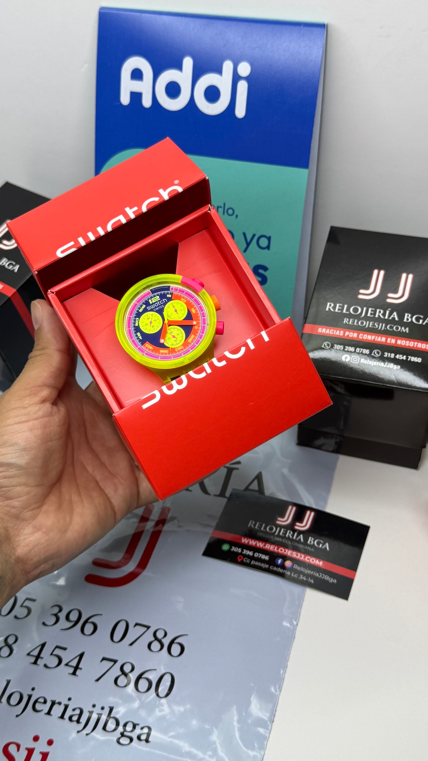 SWATCH ORIGINAL NEON ALTA GAMA UNISEX REF SB06J100