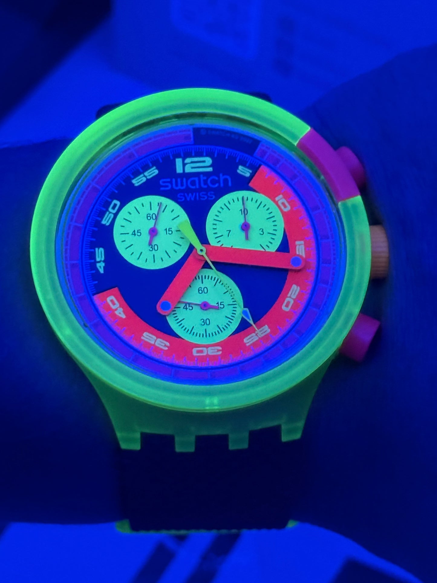 SWATCH ORIGINAL NEON ALTA GAMA UNISEX REF SB06J100