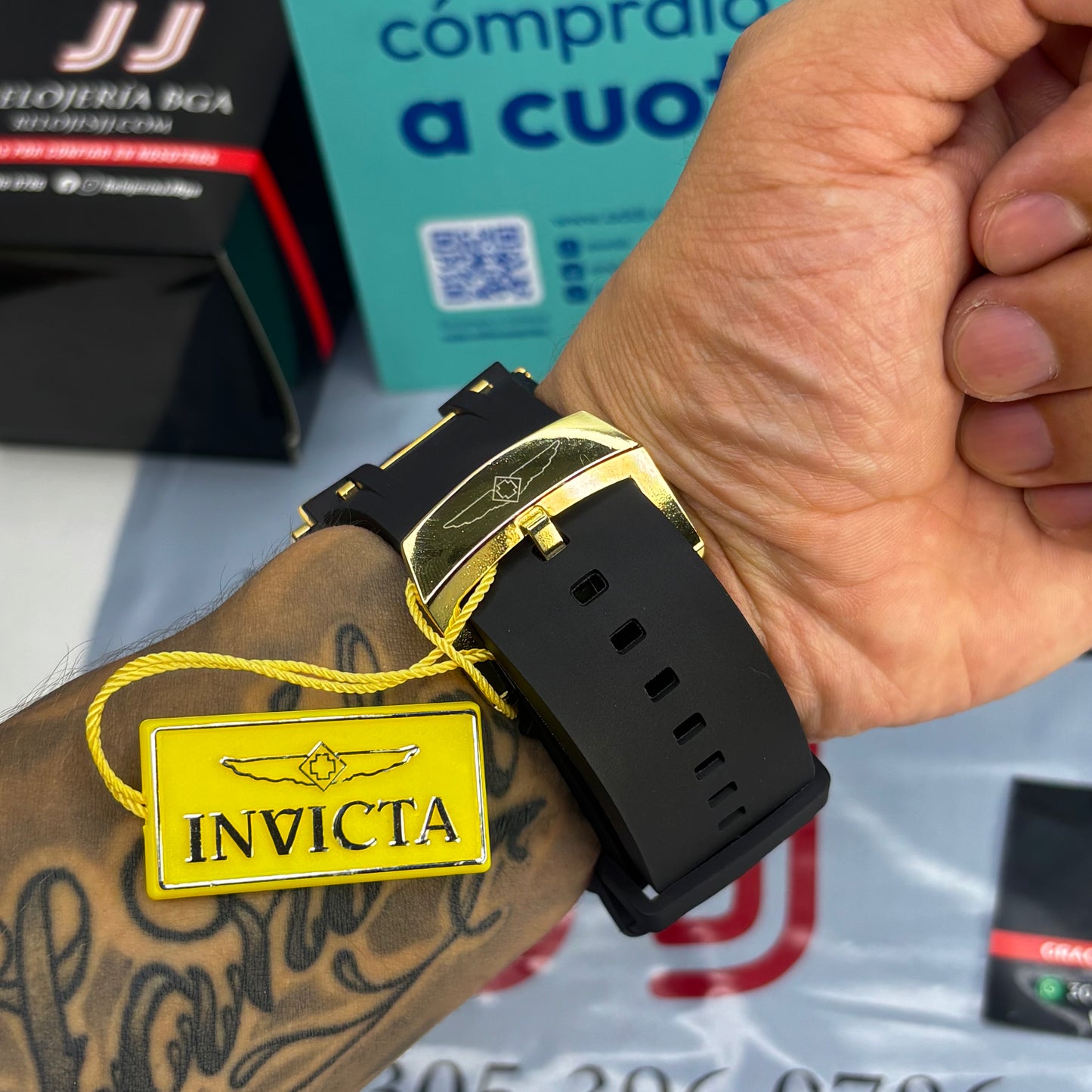 INVICTA BOLT ZEUS GOMA PARA HOMBRE REF-NN