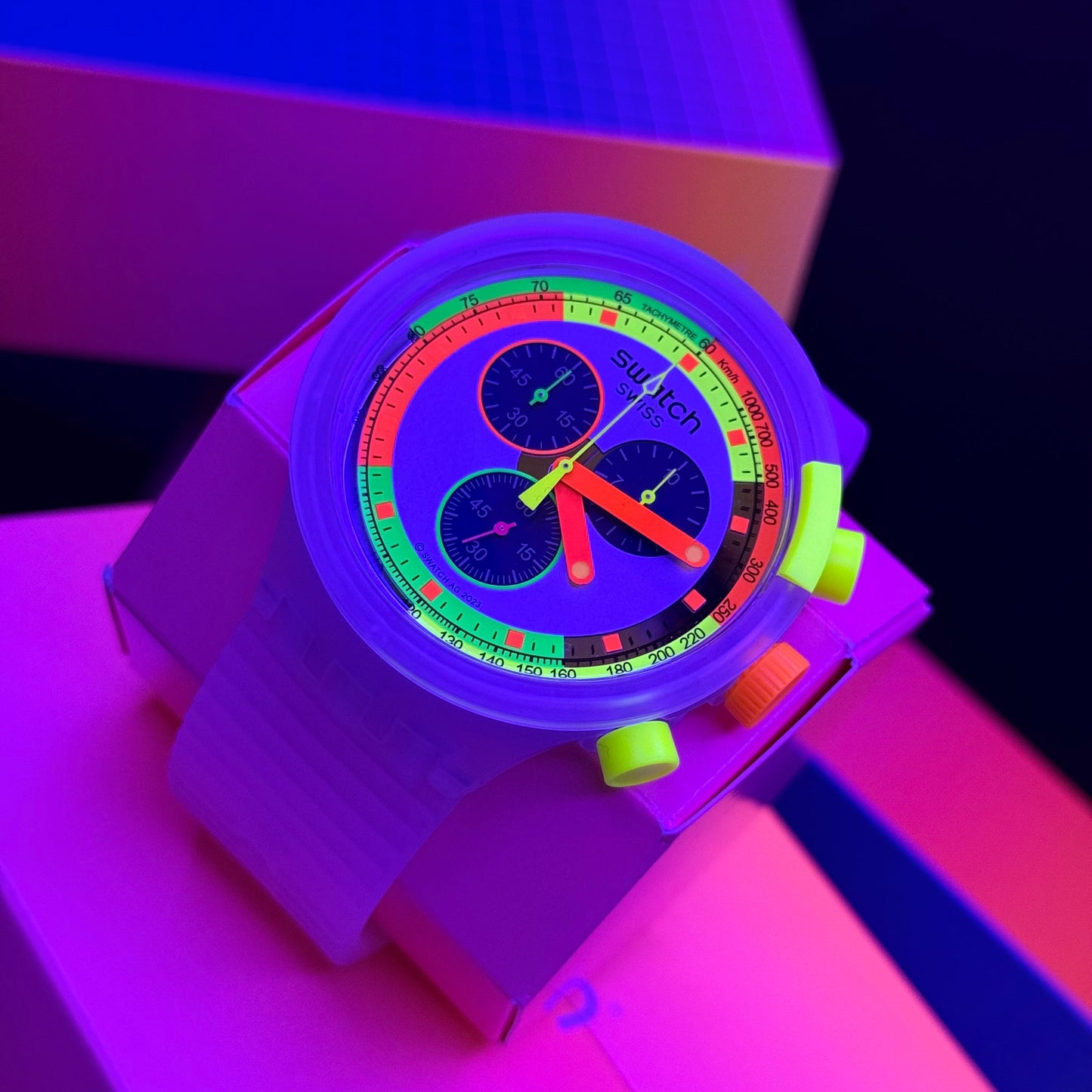 SWATCH ORIGINAL NEON JELLY ALTA GAMA UNISEX REF SCK104