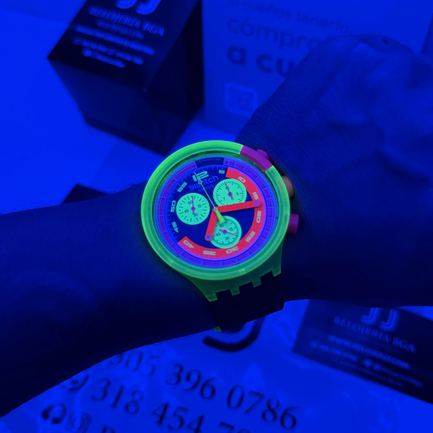 SWATCH ORIGINAL NEON ALTA GAMA UNISEX REF SB06J100