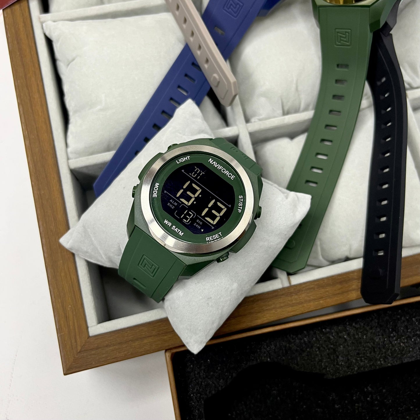 NAVIFORCE ORIGINAL PARA HOMBRE REF NF7111-VP