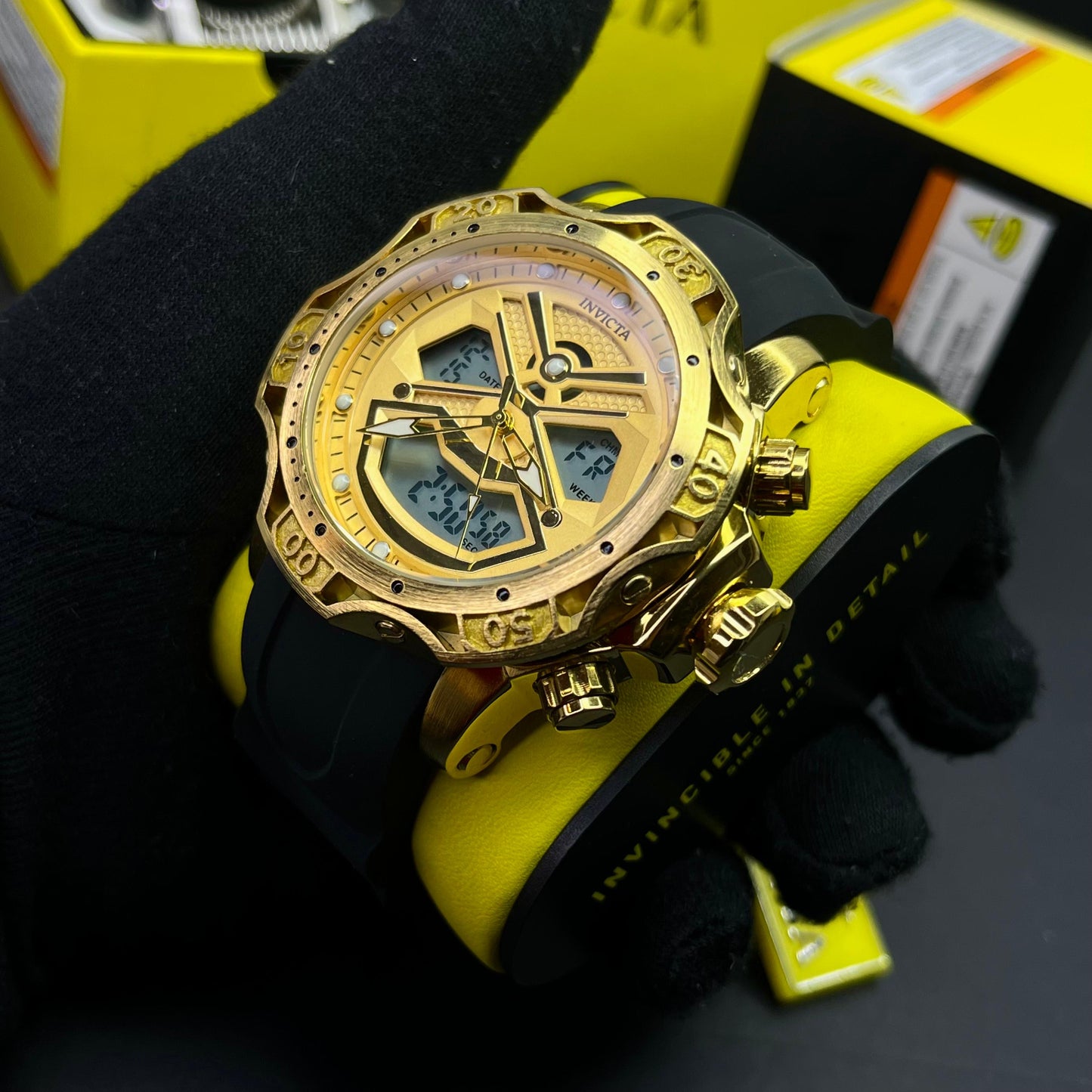 INVICTA DOBLE HORA SUMERGIBLE PARA HOMBRE REF-1837-DD