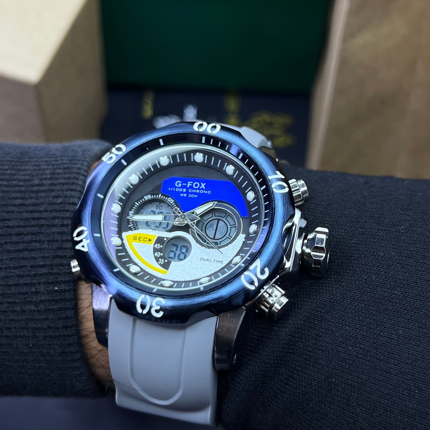 G FOX ORIGINAL DOBLE HORA POR INVICTA SUMERGIBLE PARA HOMBRE REF-1976G2-G