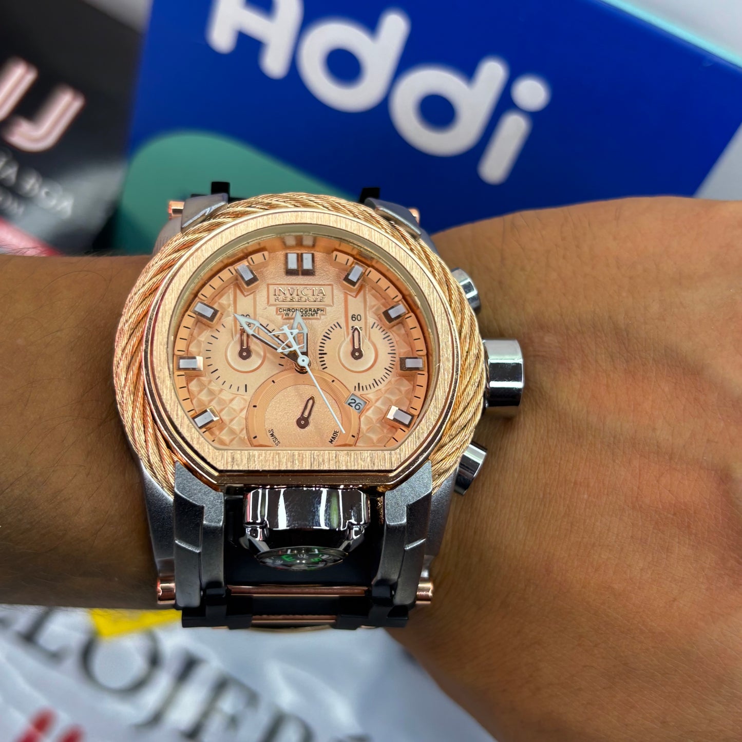 INVICTA BOLT ZEUS GOMA PARA HOMBRE REF-NO