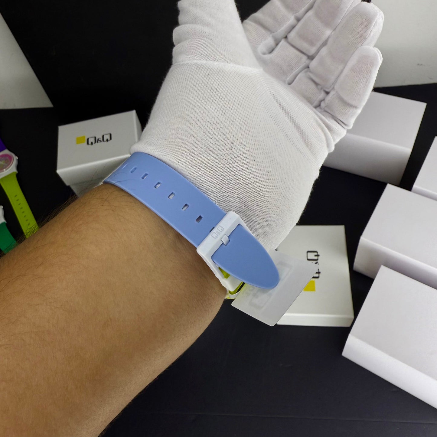 QyQ SUMERGIBLE TIPO SWATCH UNISEX ORIGINAL REF-V39A-508VY