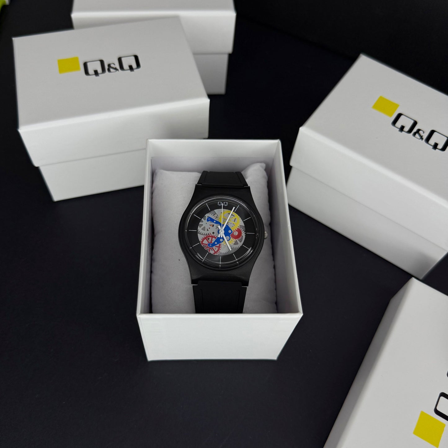 QyQ SUMERGIBLE  TIPO SWATCH UNISEX ORIGINAL REF-V41A-500VY