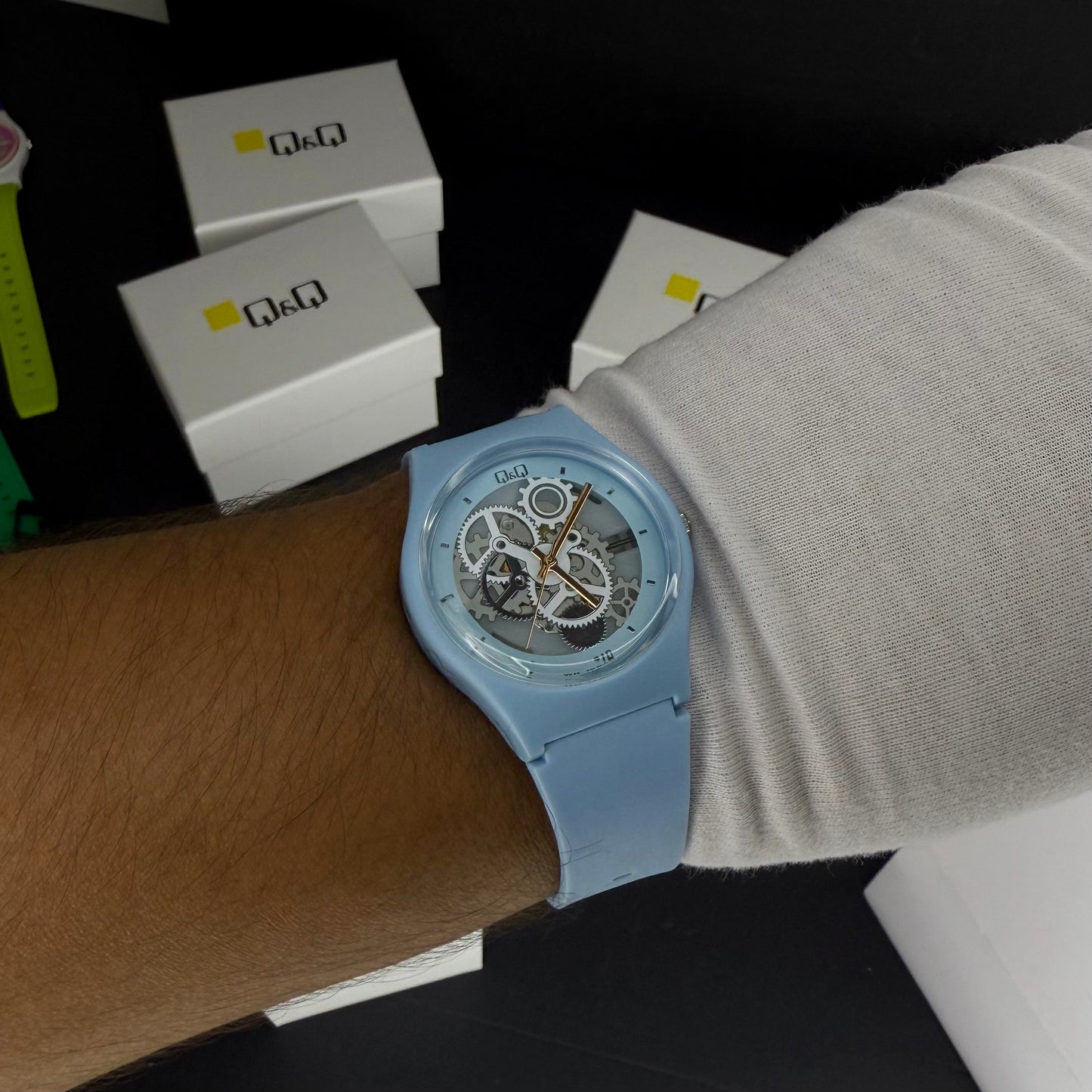 QyQ SUMERGIBLE  TIPO SWATCH UNISEX ORIGINAL REF-V39A-503VY