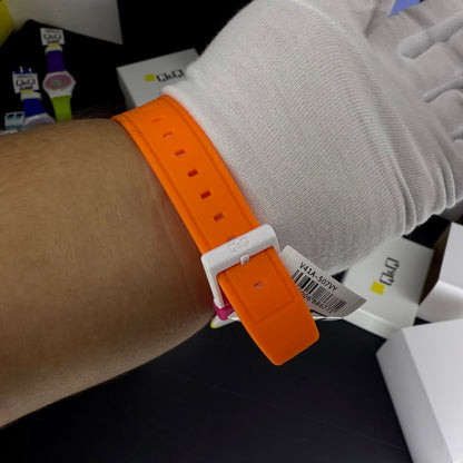 QyQ SUMERGIBLE TIPO SWATCH UNISEX ORIGINAL REF-V41A-507VY