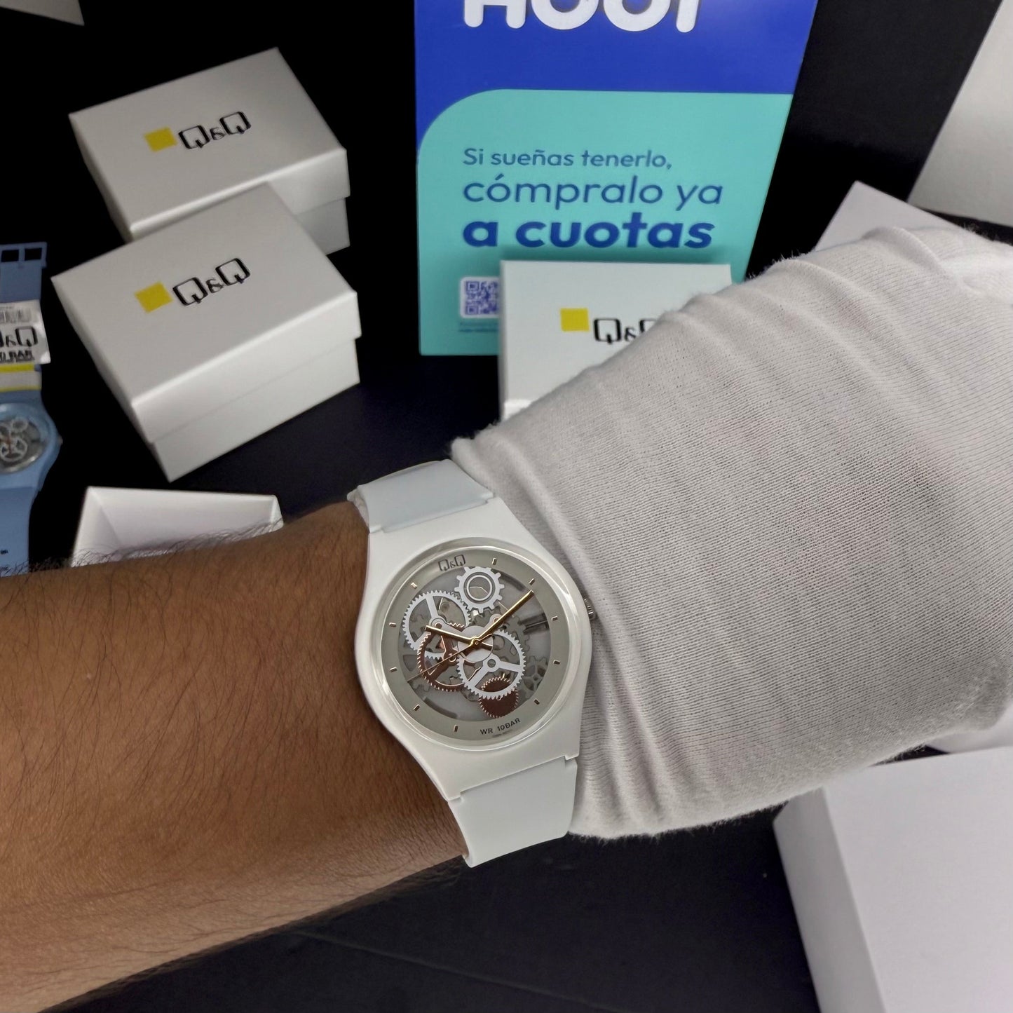 QyQ SUMERGIBLE TIPO SWATCH UNISEX ORIGINAL REF-V39A-501VY