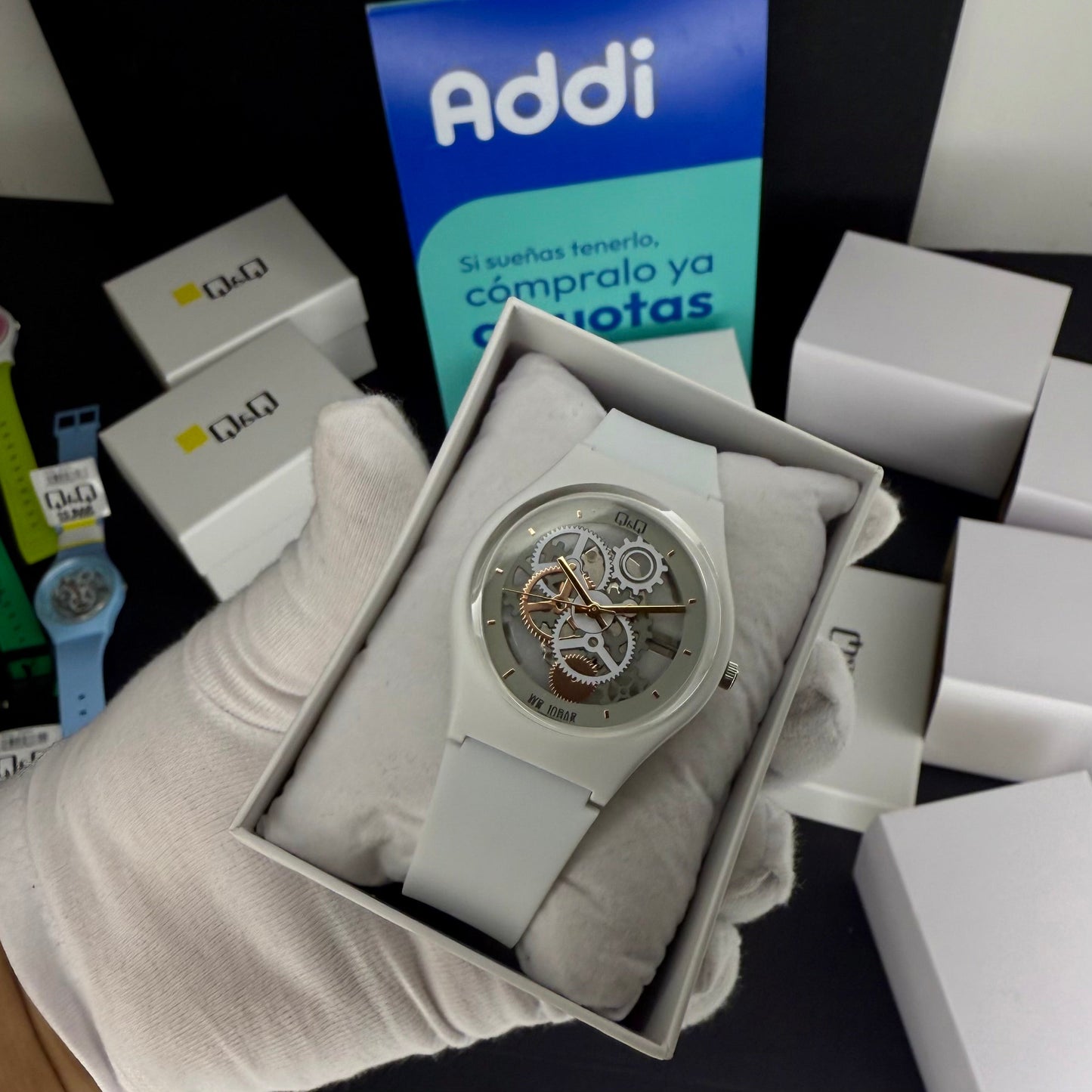 QyQ SUMERGIBLE TIPO SWATCH UNISEX ORIGINAL REF-V39A-501VY