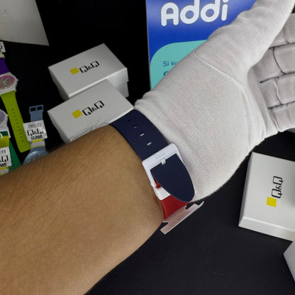 QyQ SUMERGIBLE TIPO SWATCH UNISEX ORIGINAL REF-V39A-507VY