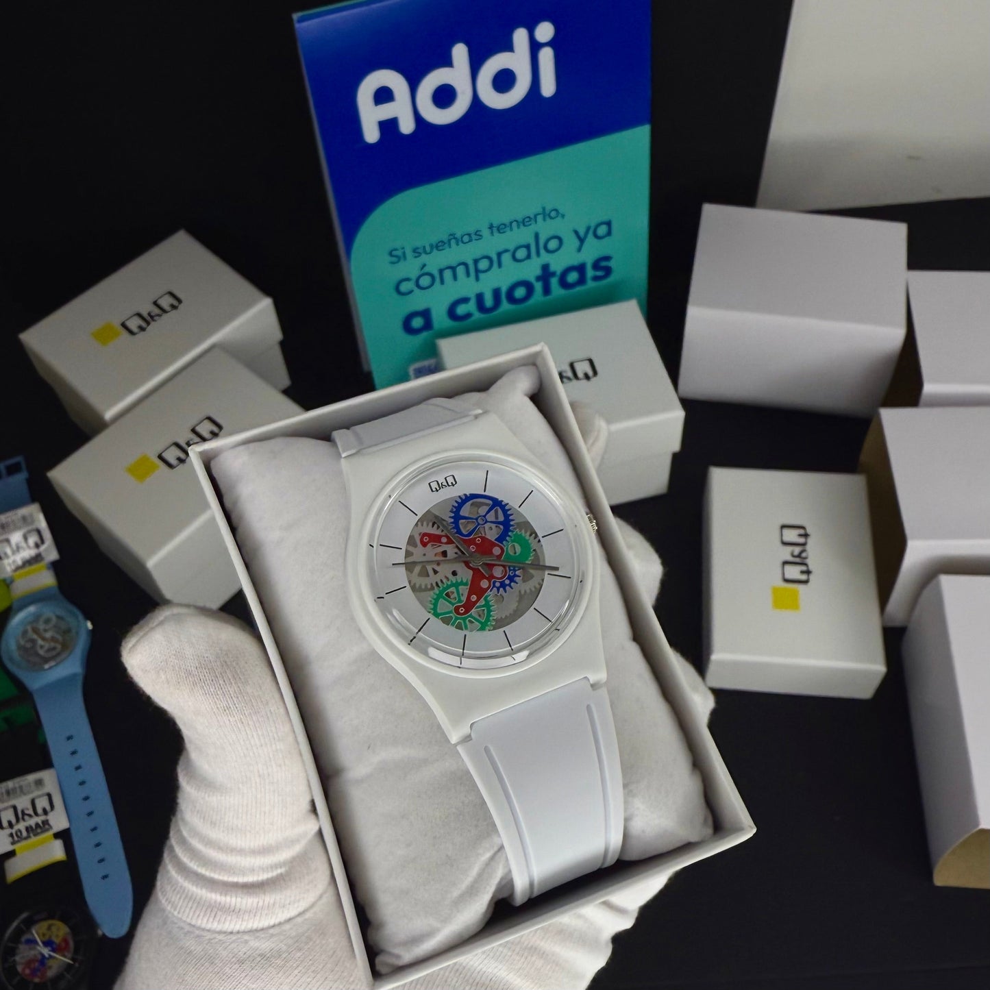 QyQ SUMERGIBLE TIPO SWATCH UNISEX ORIGINAL REF-V41A-505VY