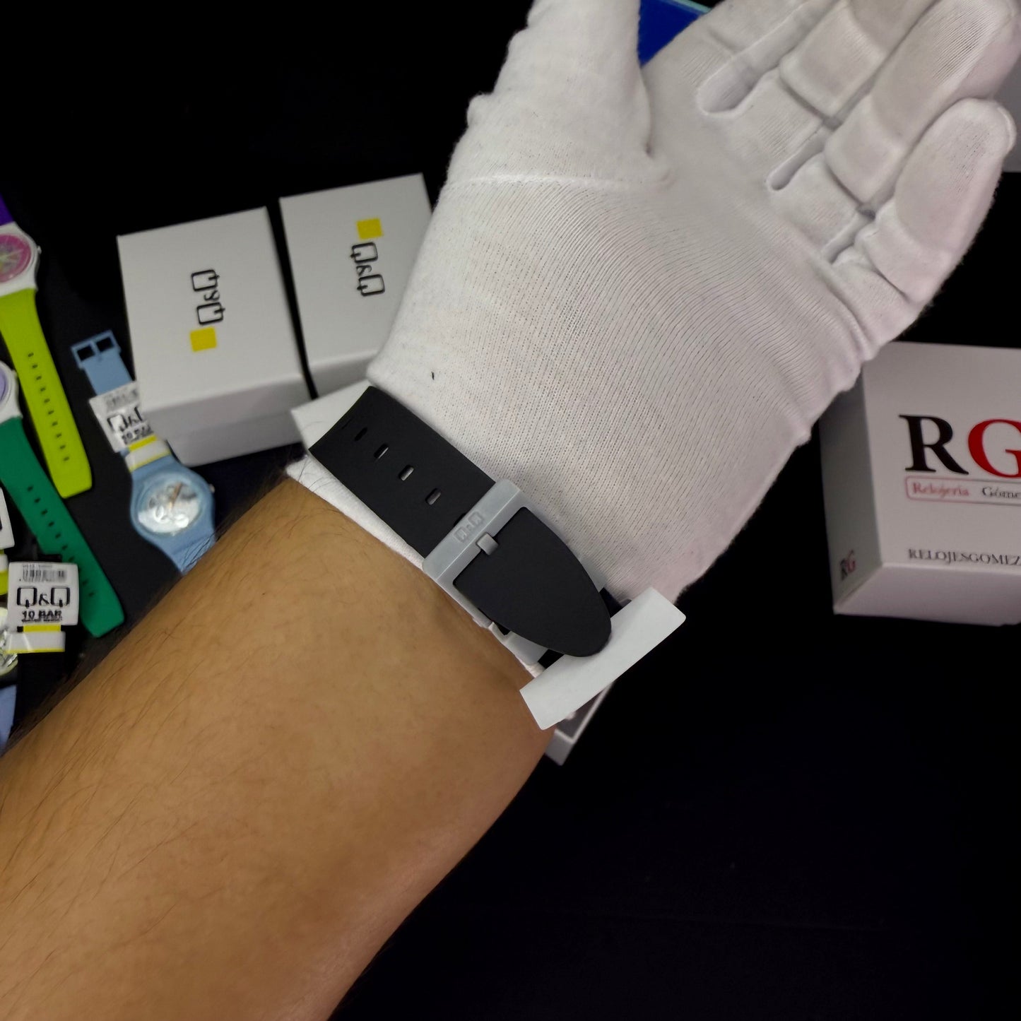 QyQ SUMERGIBLE TIPO SWATCH UNISEX ORIGINAL REF-V39A-506VY